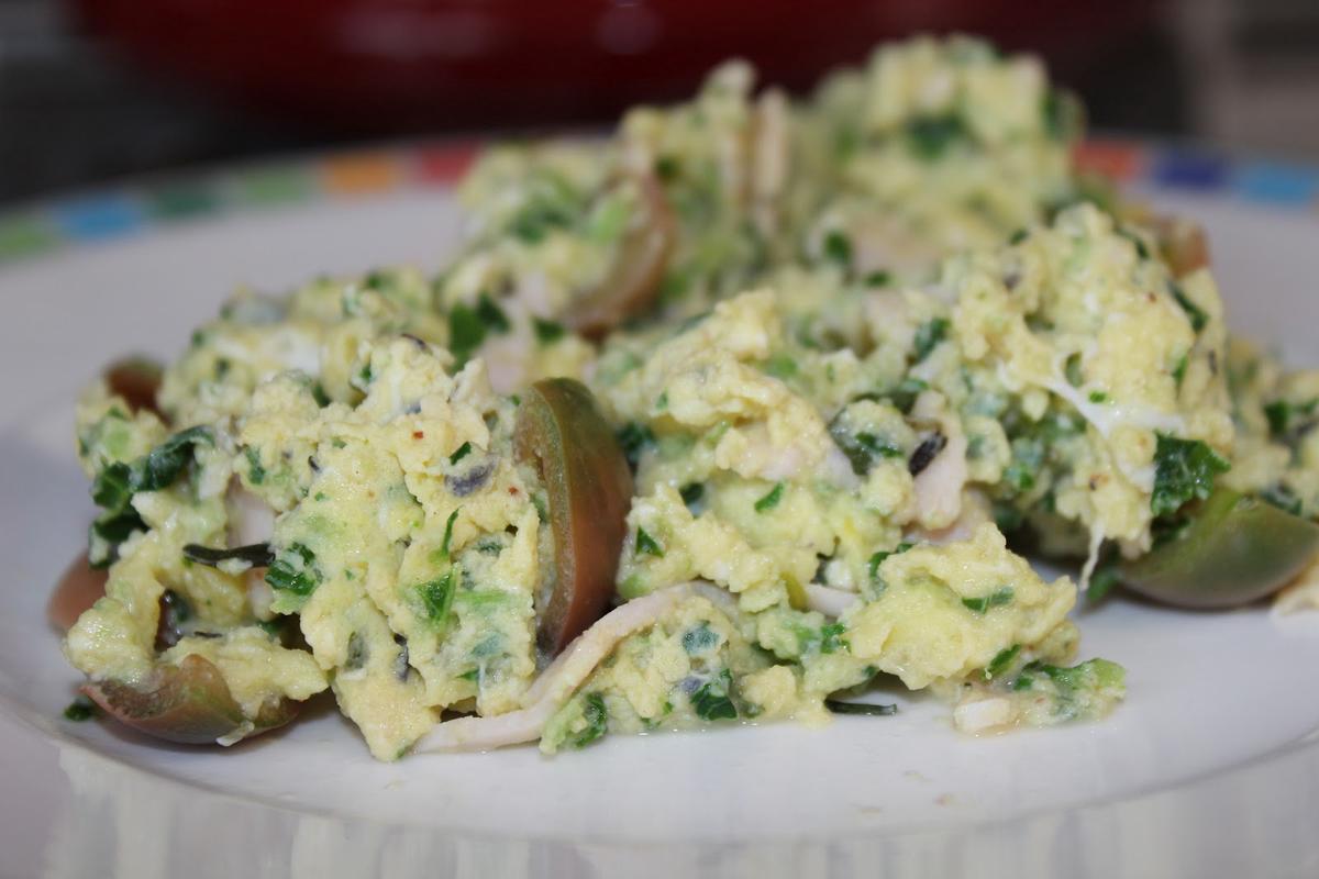 Scrambled Eggs with Spinach & Mushrooms